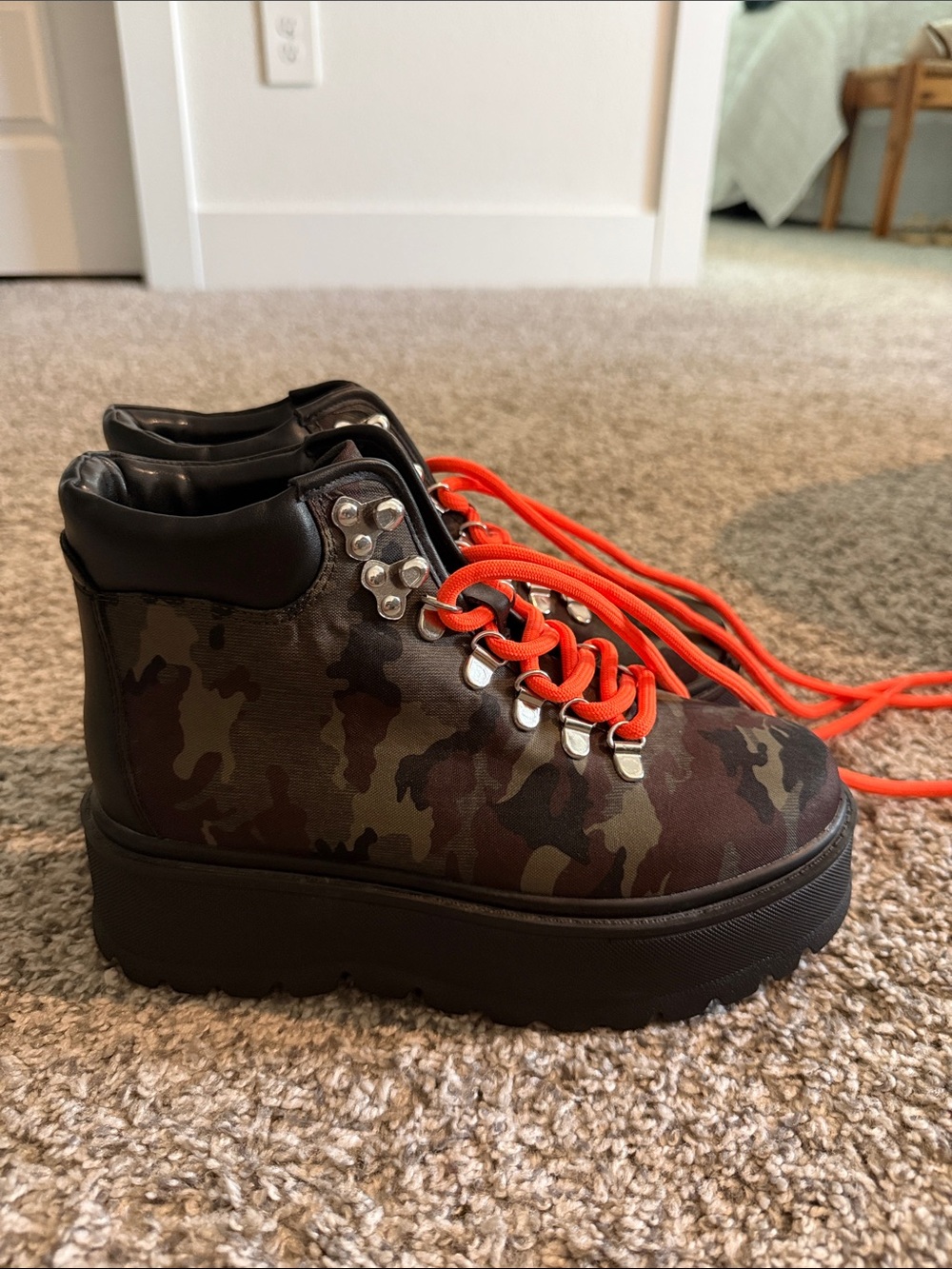 Steve Madden Platform Camo ‘Boots’ with Orange Laces